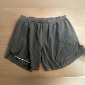 Men’s Lululemon Short 5 inch inseam